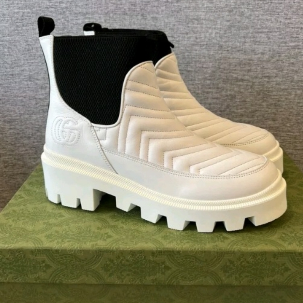 NEW Gucci Women's White & Black Matelassé Chelsea Boot 643958 DH7D0 G 38 US 8